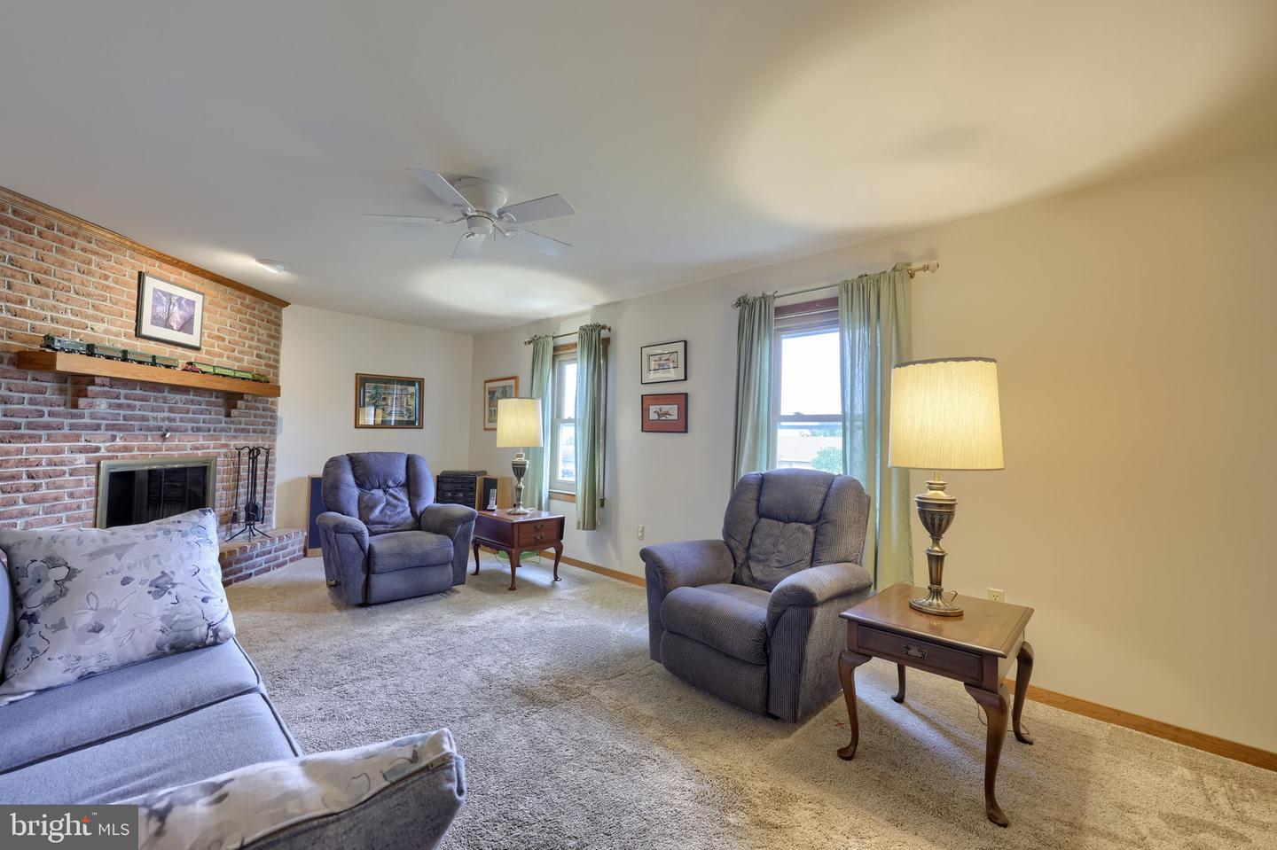 812 S Cedar Street, Lititz, PA 17543 — photo 3