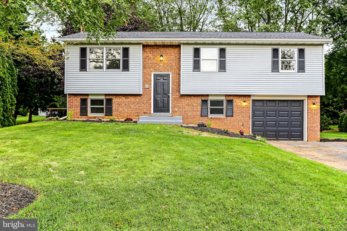 30 Buttonwood Dr — photo