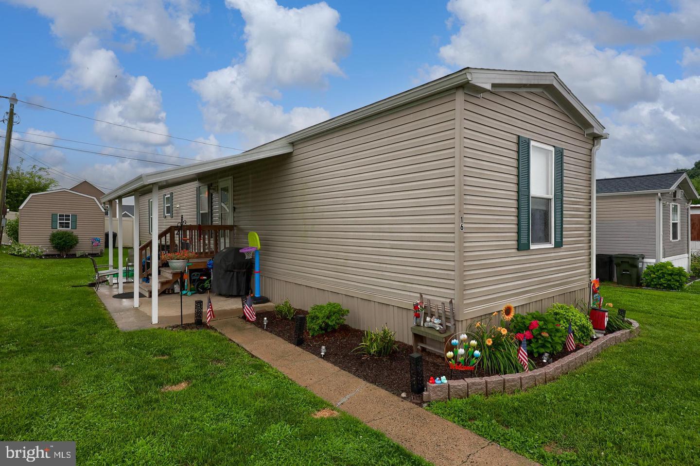 475 Wabash Rd #16 — photo