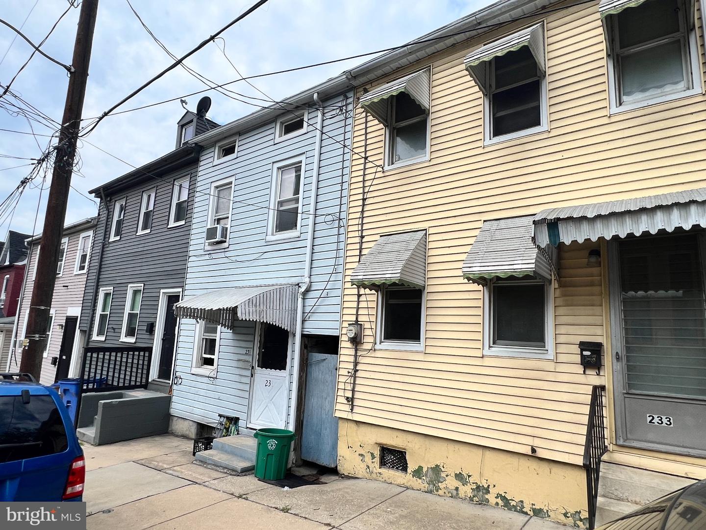 231 Lawrence St — photo