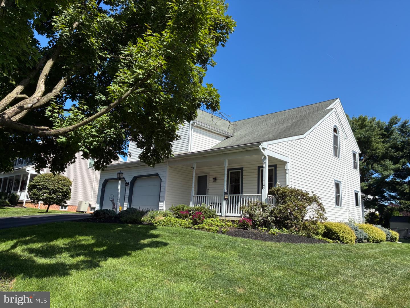 260 S Homestead Dr — photo