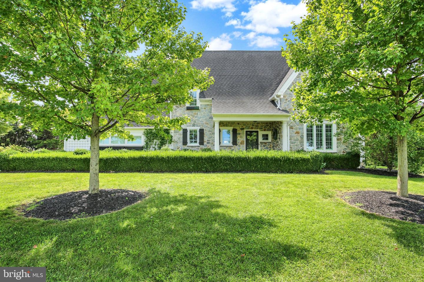 640 Snyder Rd — photo