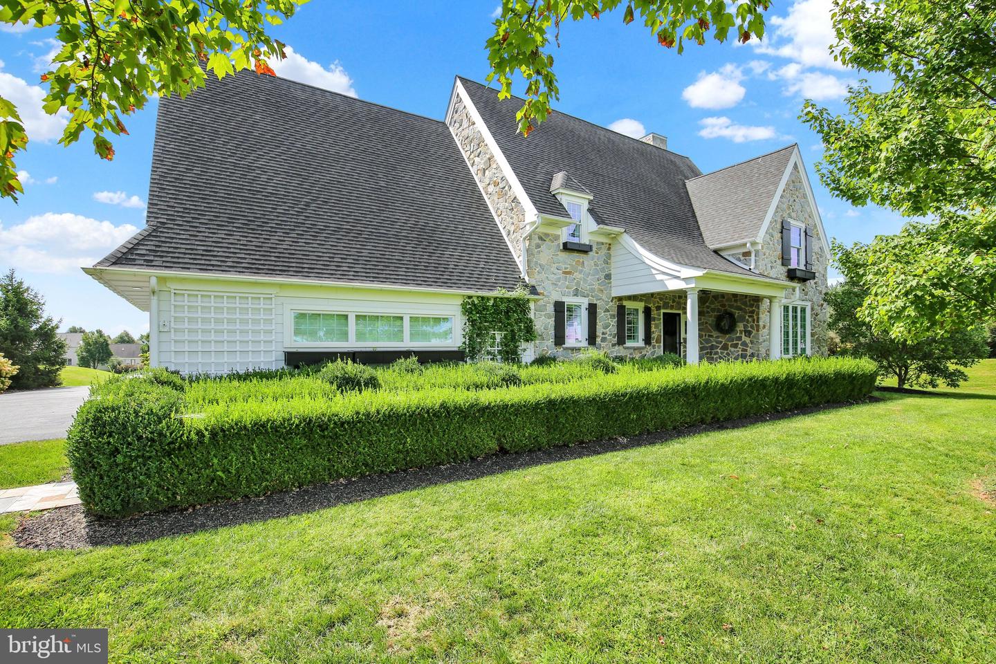 640 SNYDER ROAD, LITITZ PA 17543 — photo 2