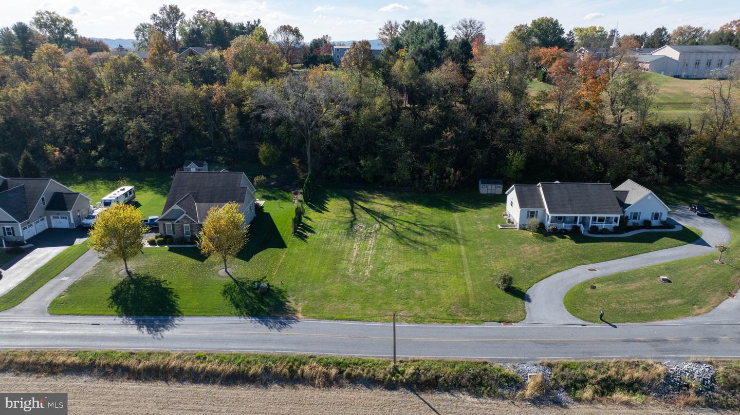 786 Fairview St — photo