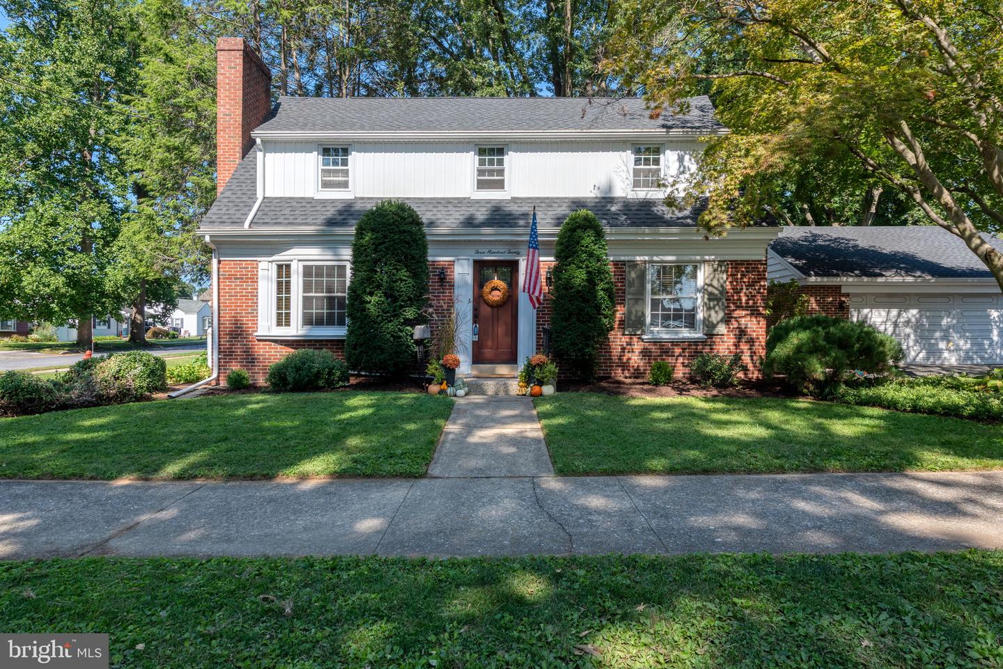 320 W End Ave — photo