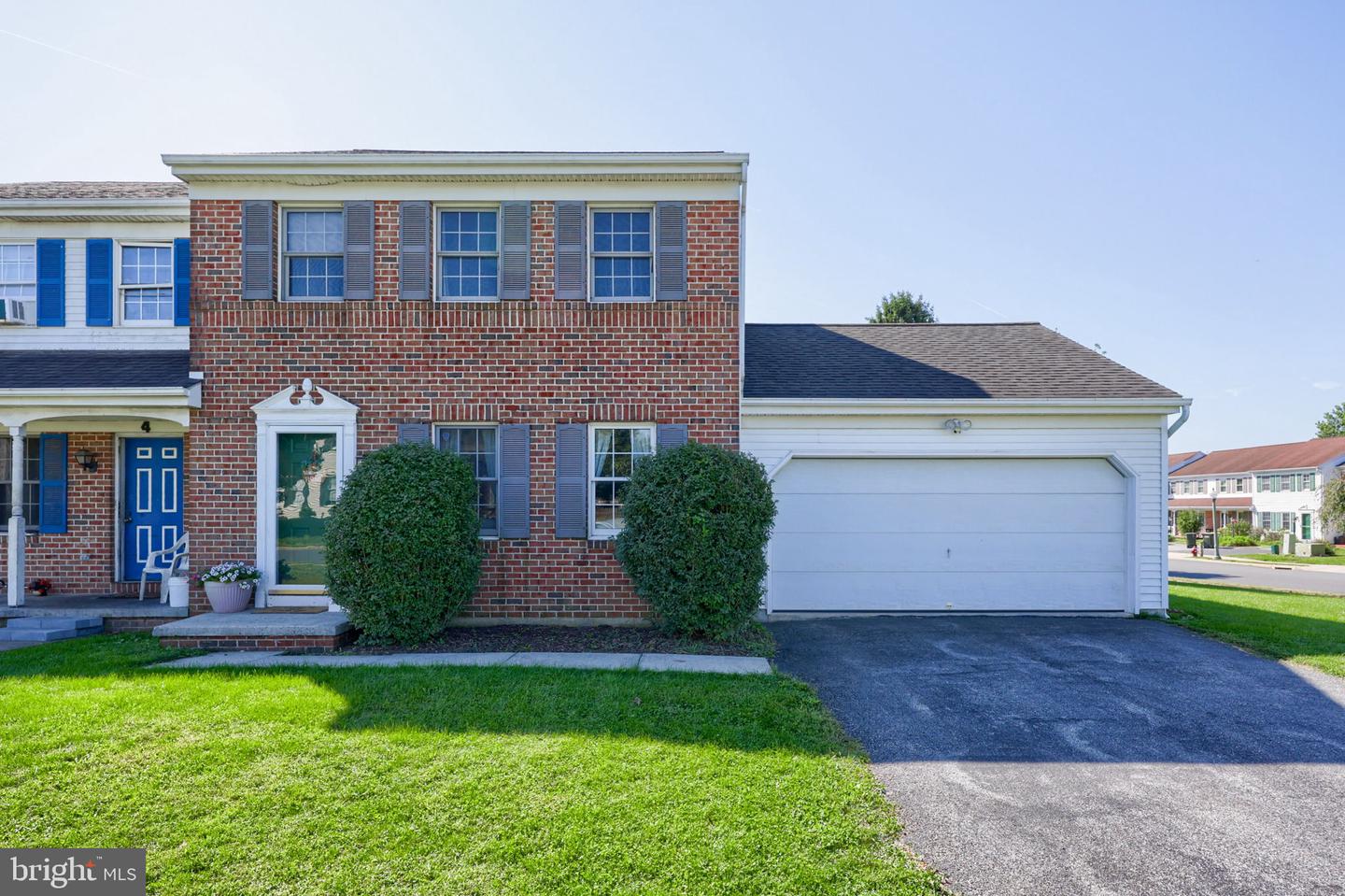 2 Brookview Dr — photo
