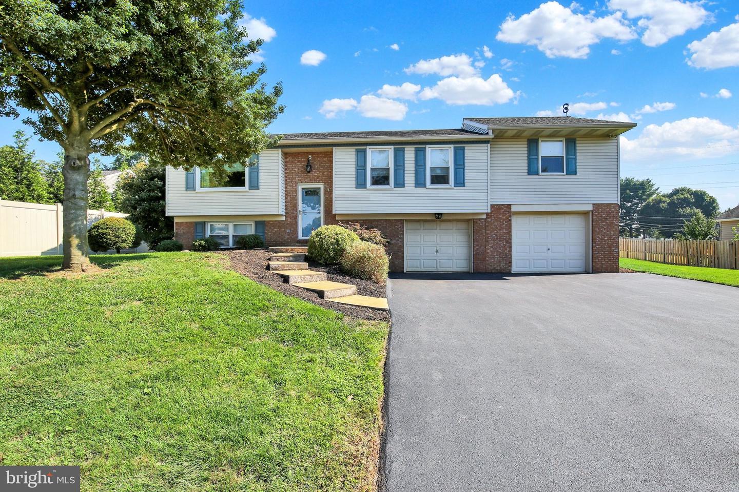 1031 Stellar Dr — photo