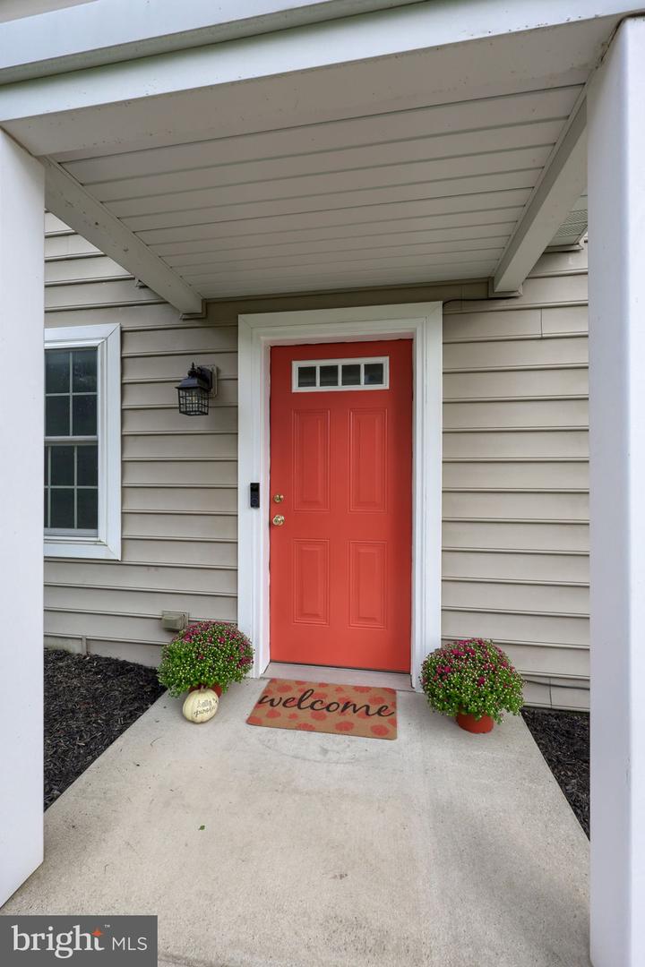 710 Keller Drive, Lititz, PA 17543 — photo 2