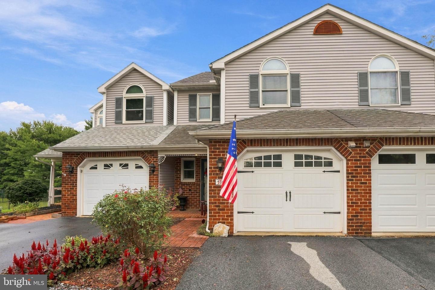 139 Pepperton Ct — photo