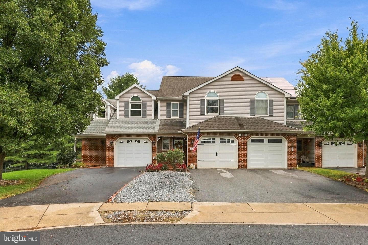 139 Pepperton Court, Lititz, PA 17543 — photo 2
