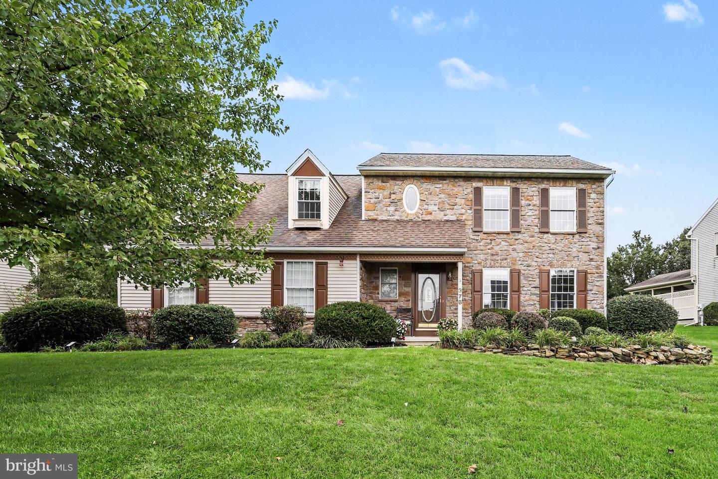 378 Squire Lane, Lititz, PA 17543 — photo 2