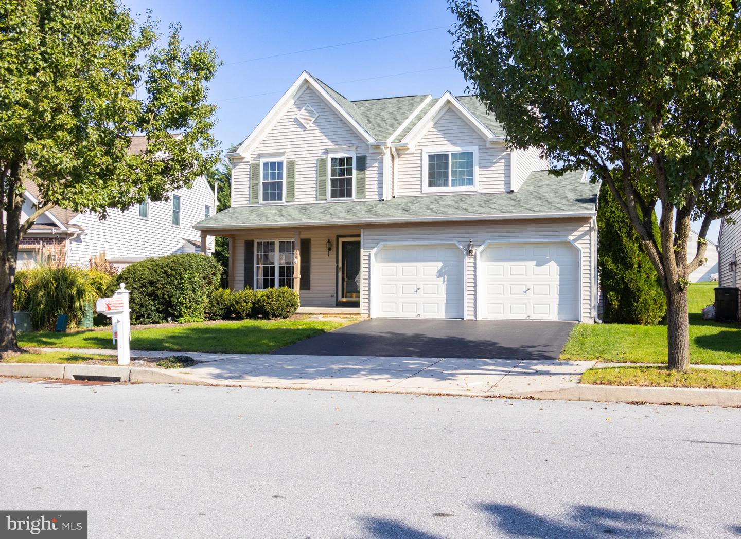 338 Cambridge Lane, Lititz, PA 17543 — photo 2