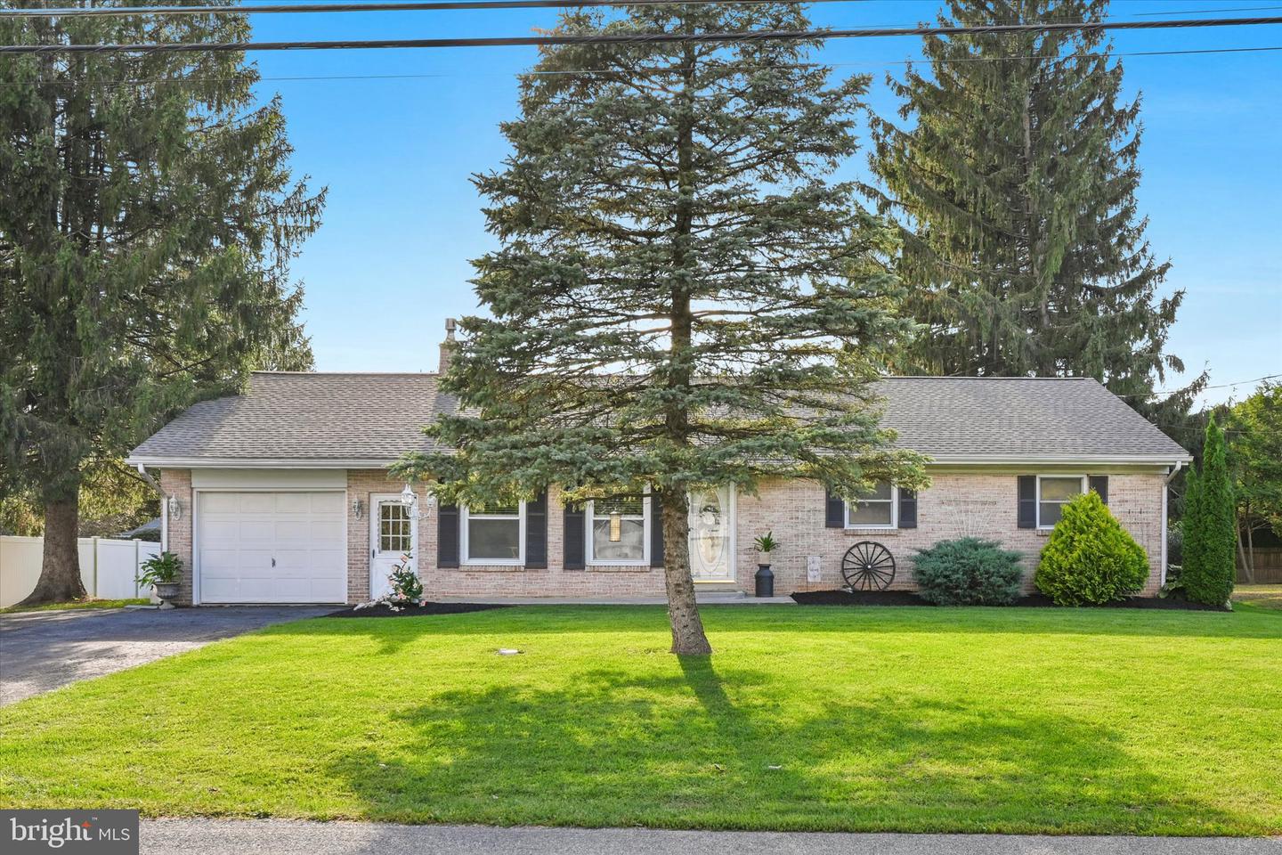 120 Hershey Road, Lititz, PA 17543 — photo 2