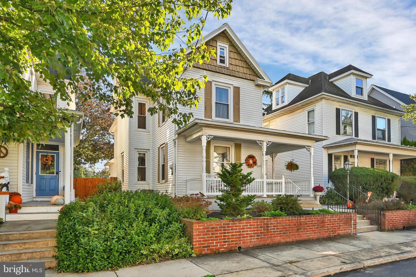 233 S Spruce Street, Lititz, PA 17543 — photo 3