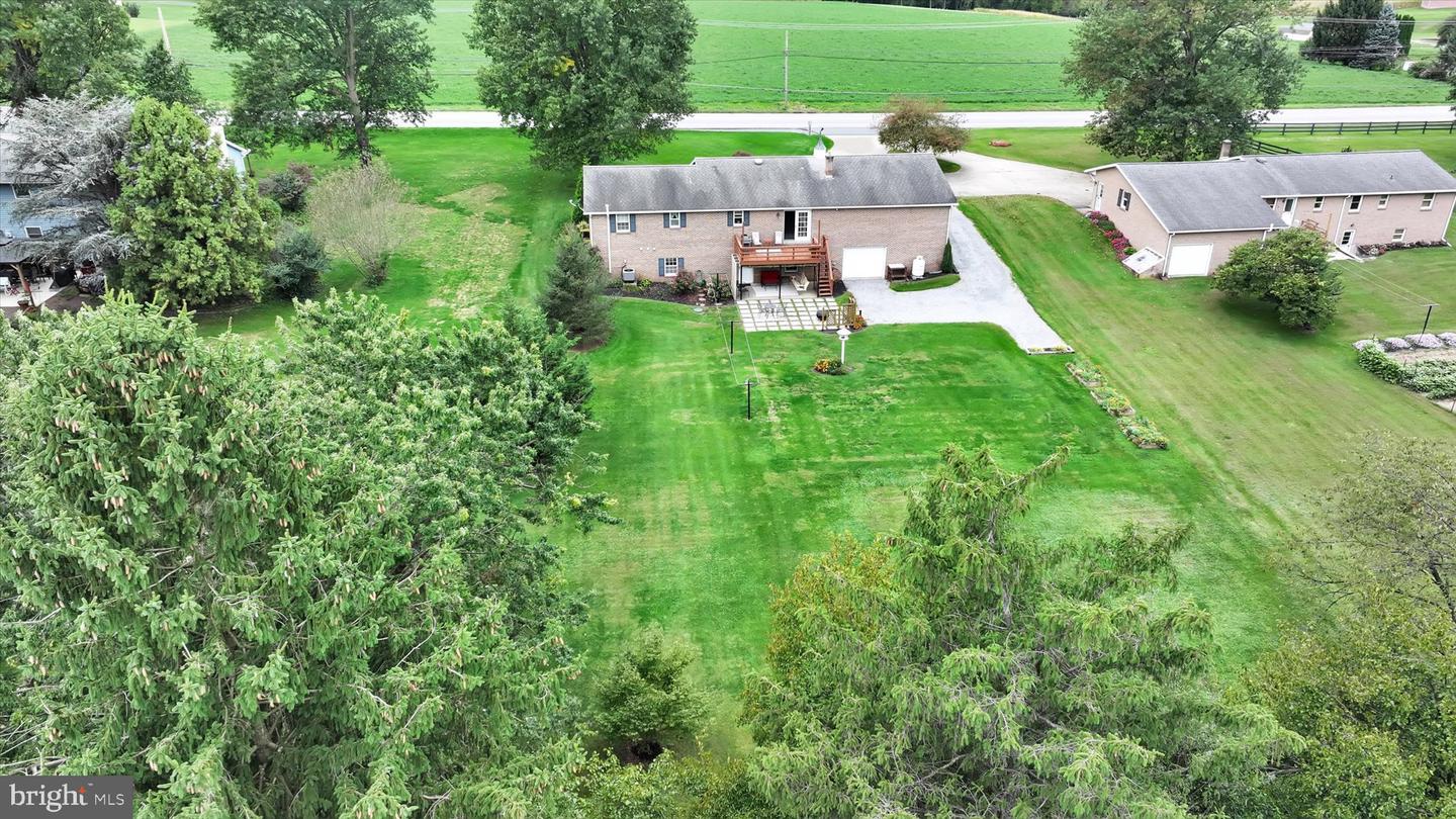 623 Lebanon Road, Manheim, PA 17545 — photo 3
