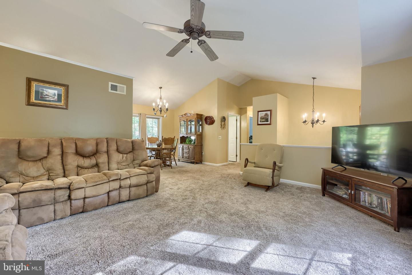 1475 Turnpike Rd — photo