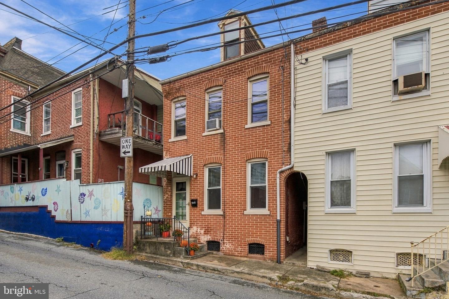 349 N Concord St — photo