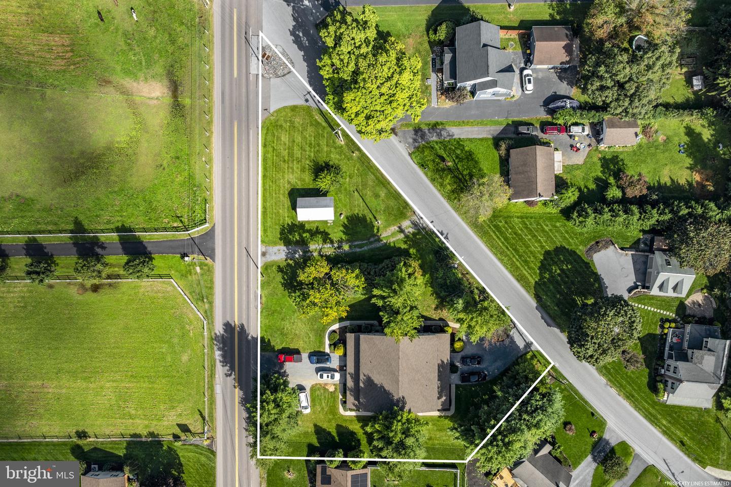 24-26 School Dr — photo