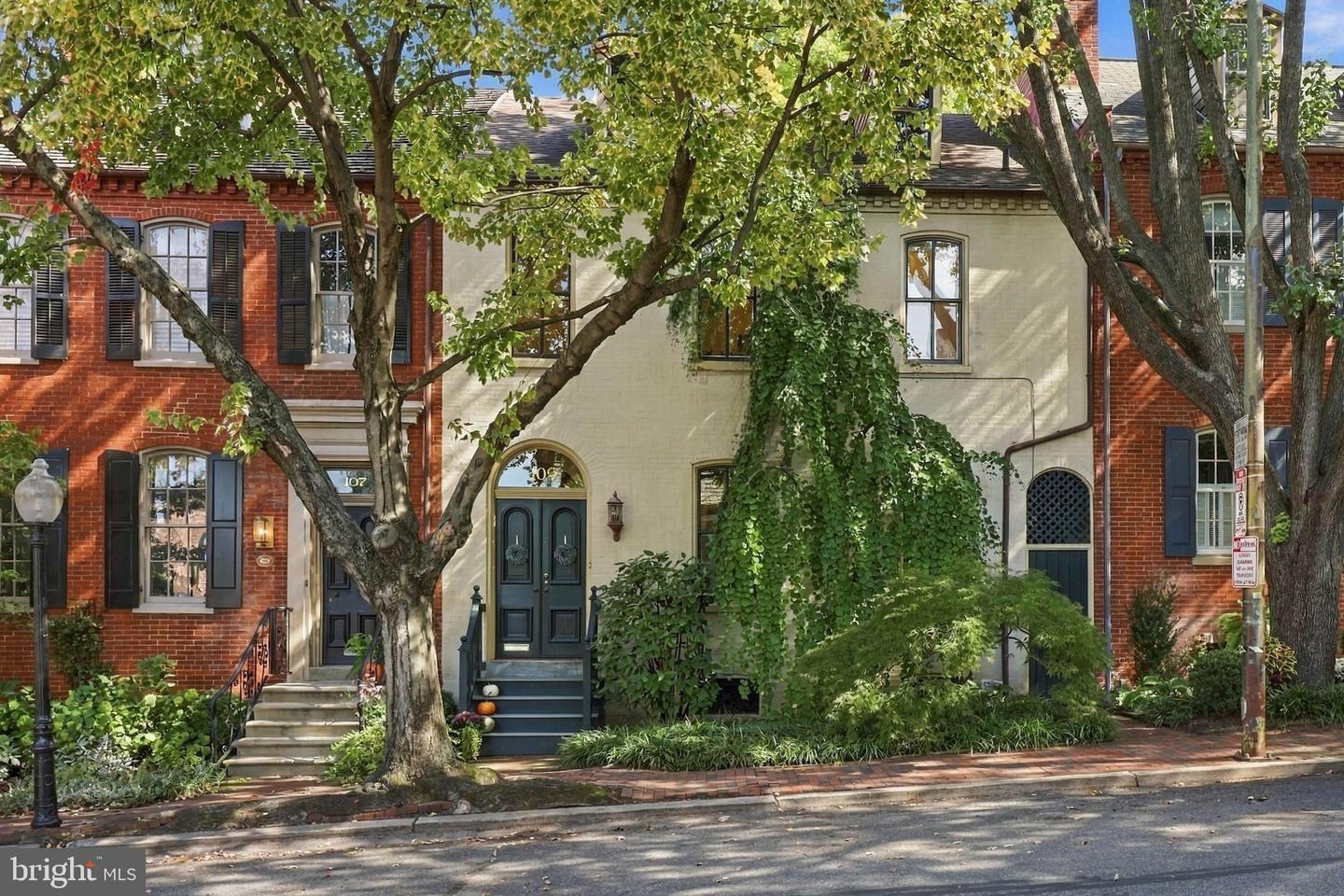 109 S Duke St — photo