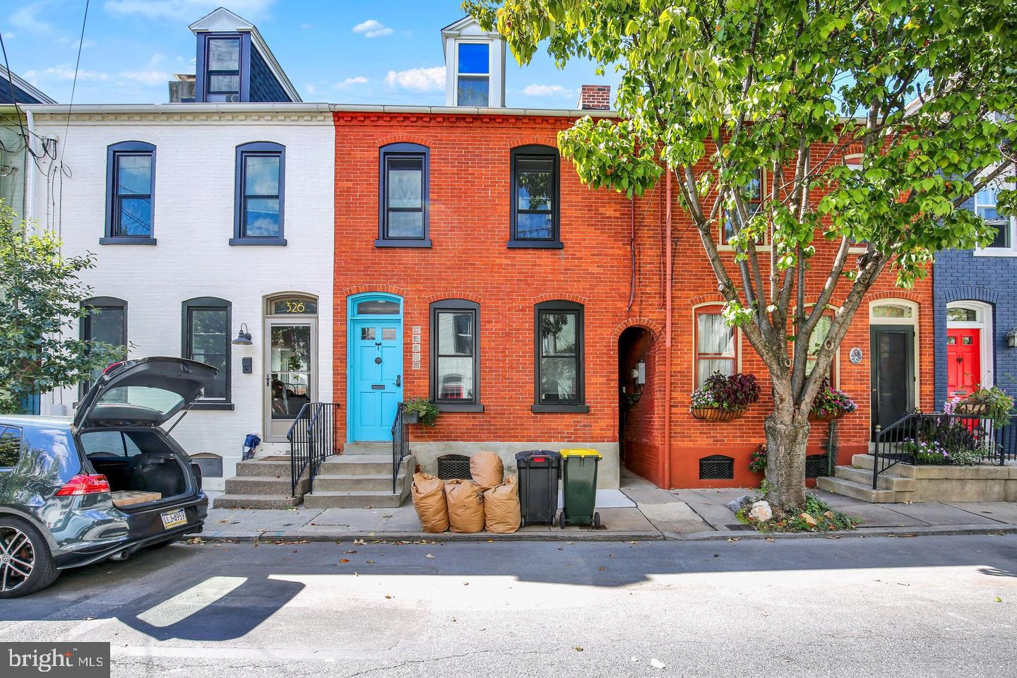 328 Lancaster Ave — photo