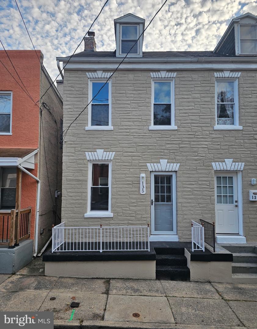 135 Old Dorwart St — photo