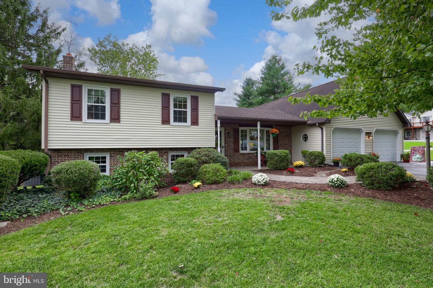 3681 Elizabethtown Rd — photo