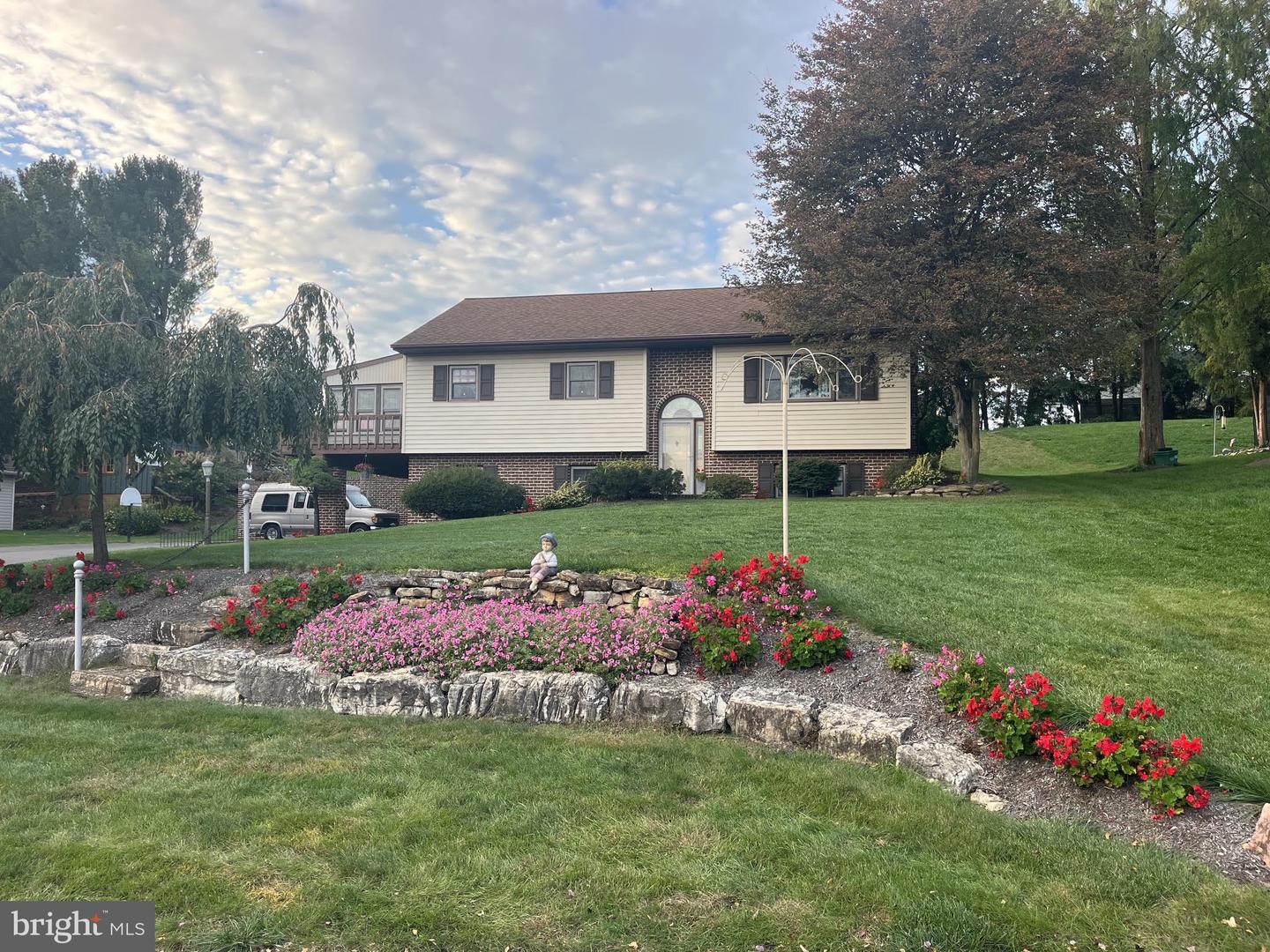 14 Echo Valley Dr — photo