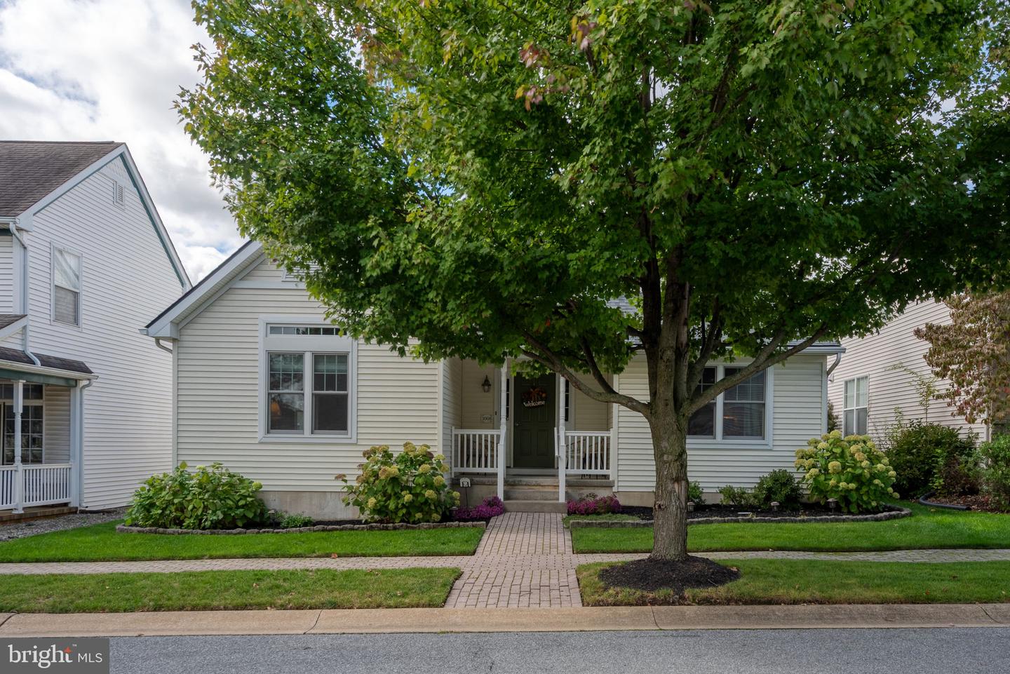 1008 Olympia Street, Lititz, PA 17543 — photo 2