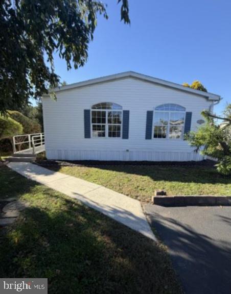 101 Oriole Ct — photo