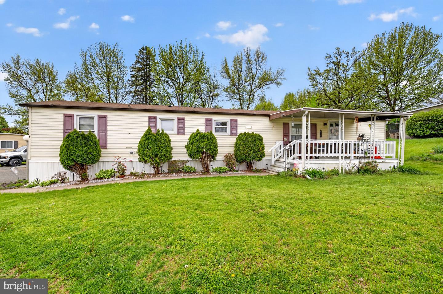 8766 Turkey Ridge Road, Breinigsville, PA 18031