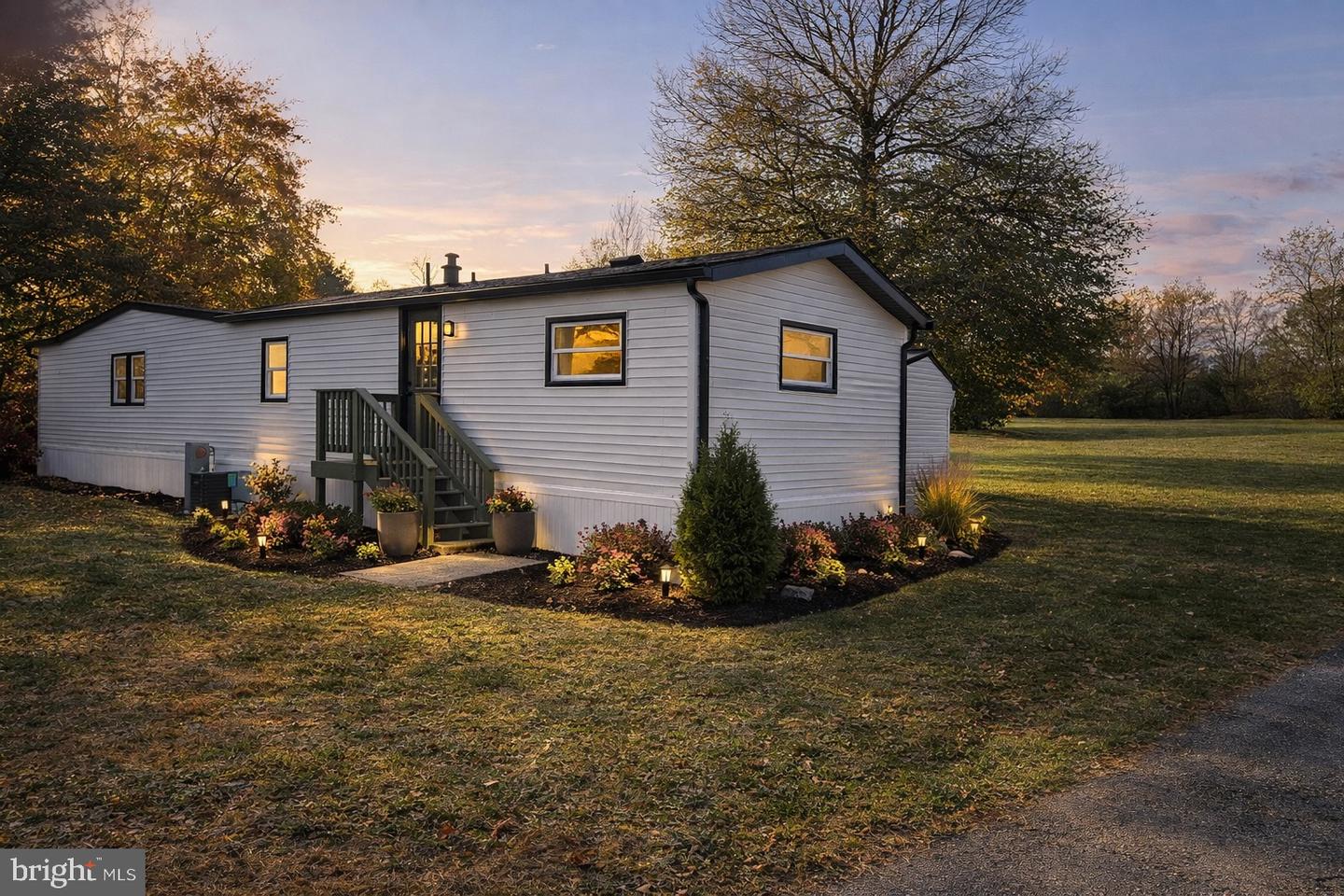 4315 Mountain Ct — photo