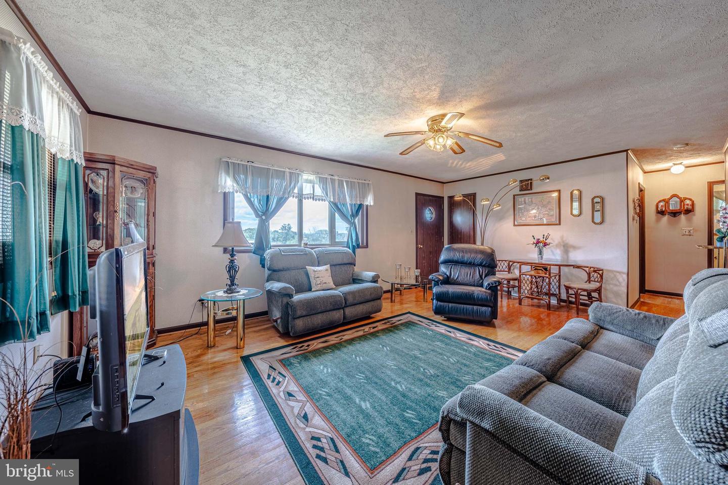 4352 Ruth Road, Emmaus, PA 18049 — photo 2