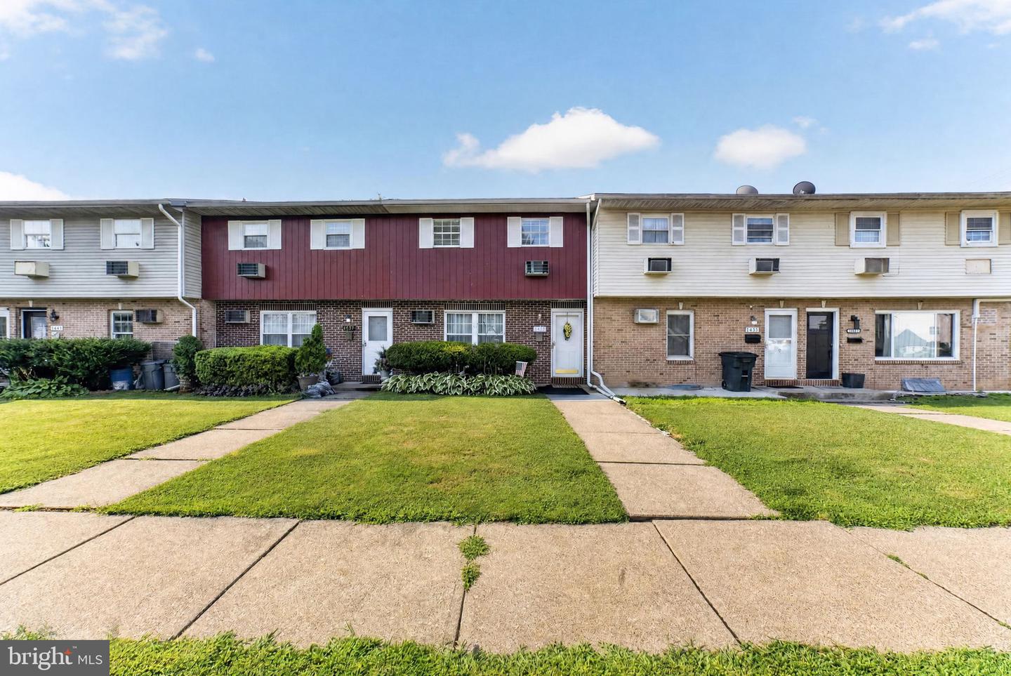 1349 Stanford Rd — photo