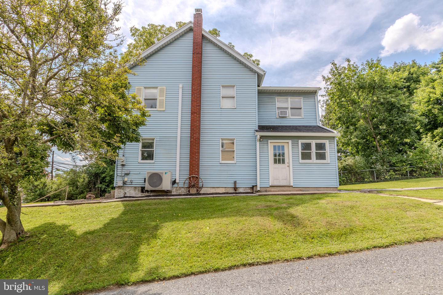 5603-Shargo Ln Main St — photo