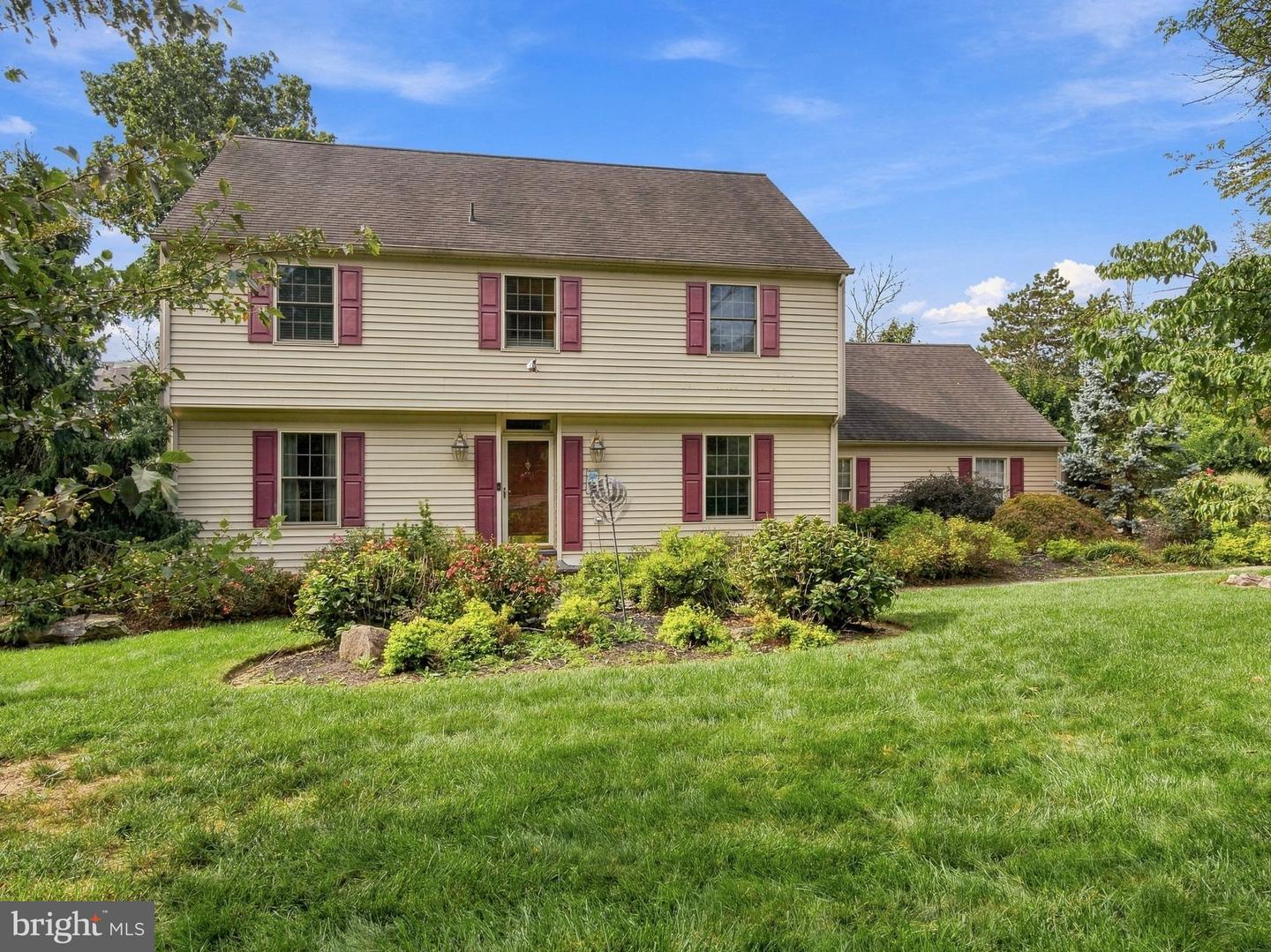 4454 Farm Dr — photo