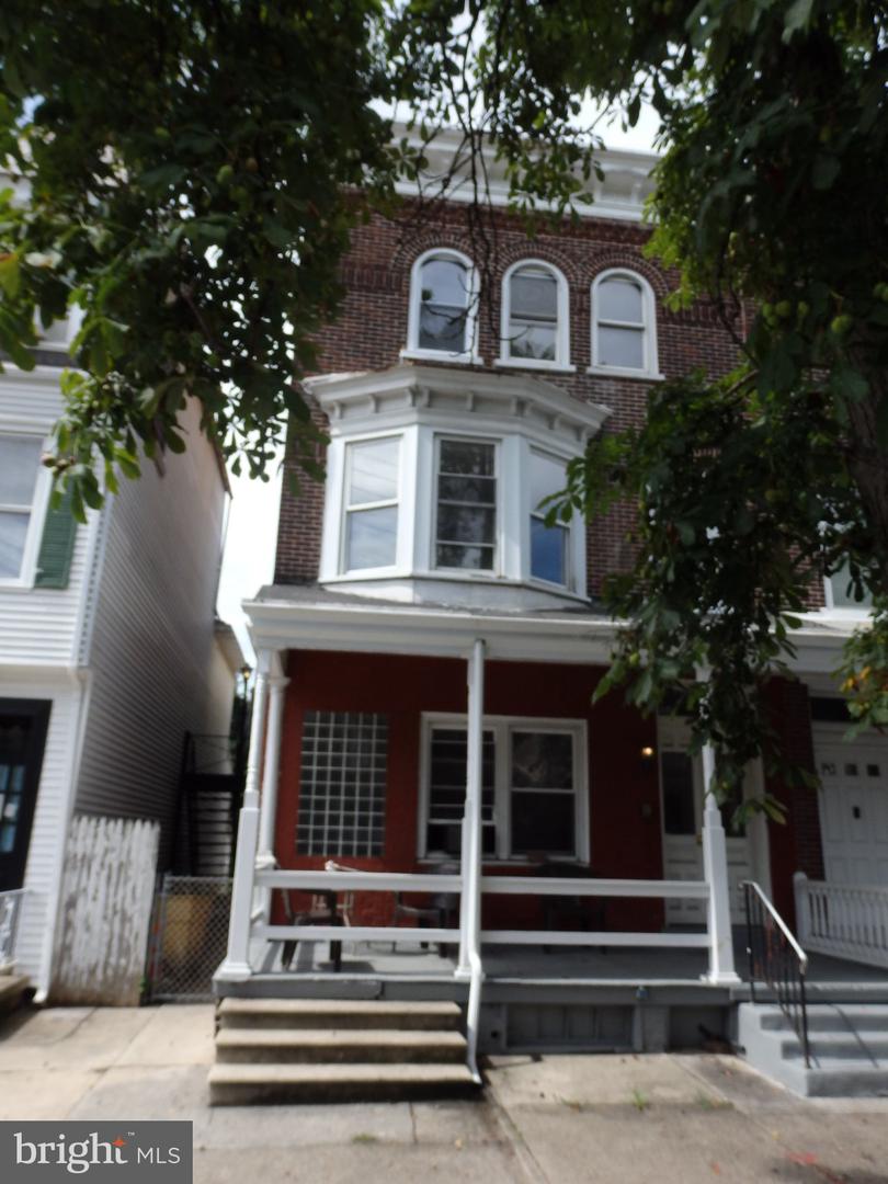28 N 13th St — photo
