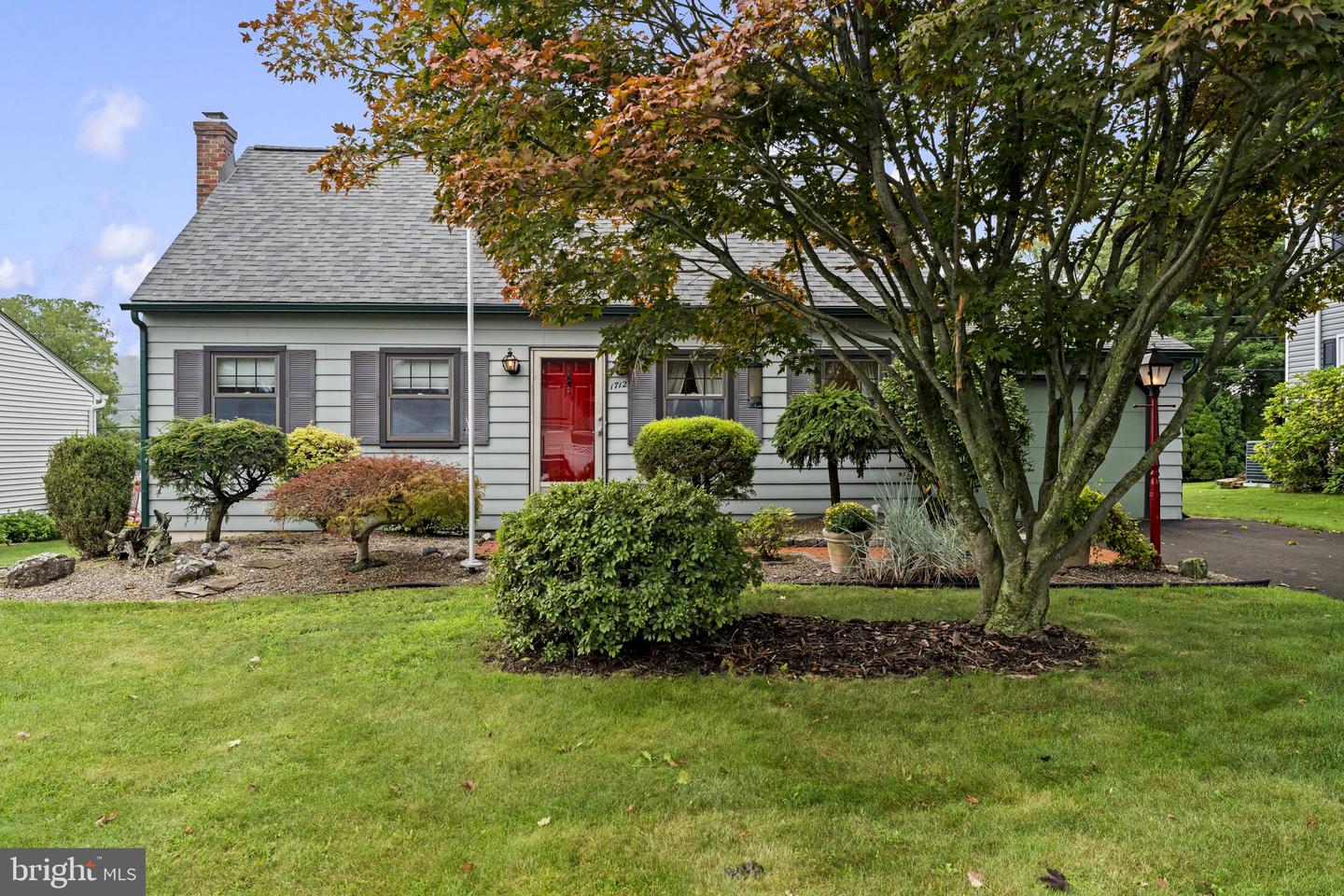 1712 W Wood St — photo