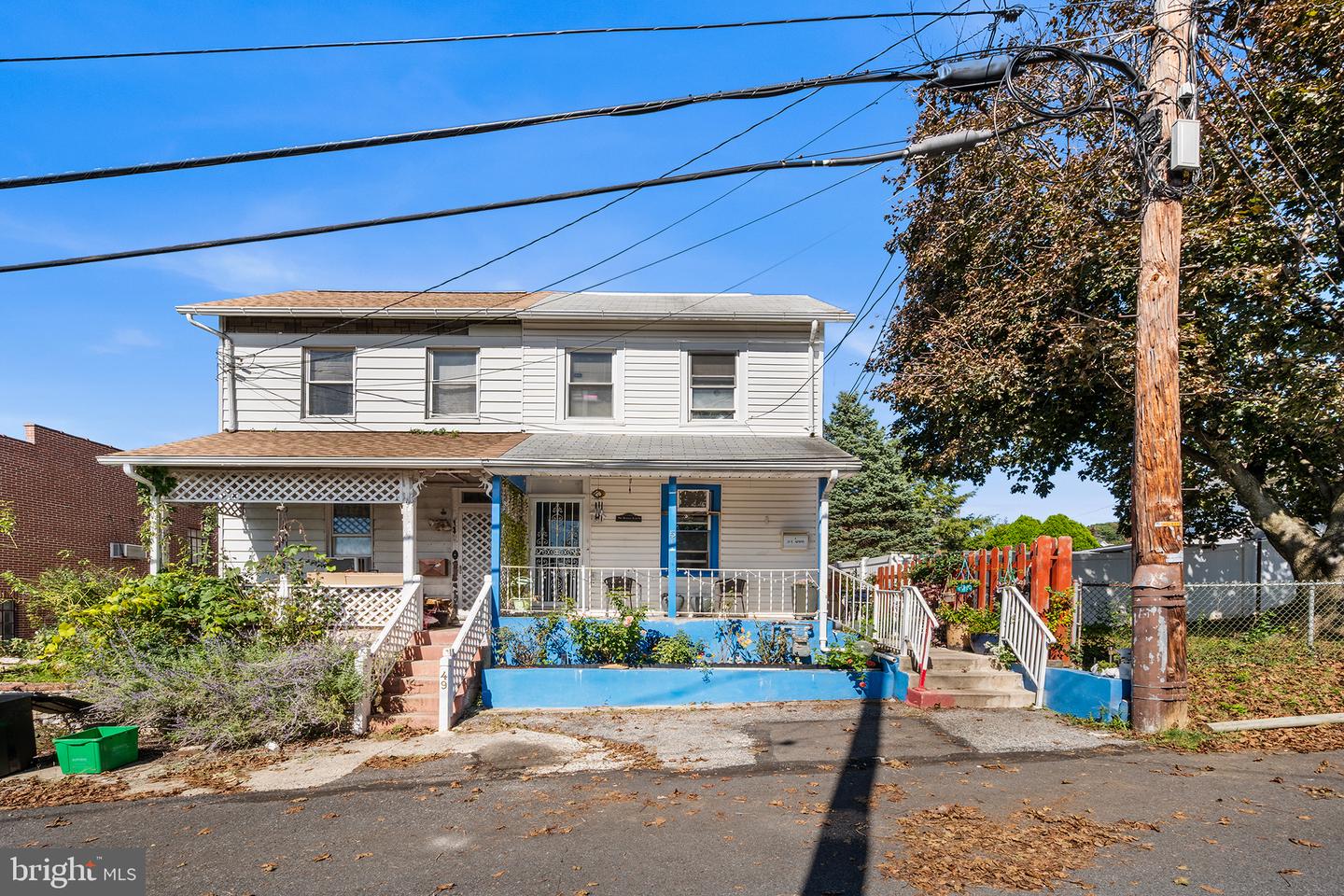 51 E Adams St — photo