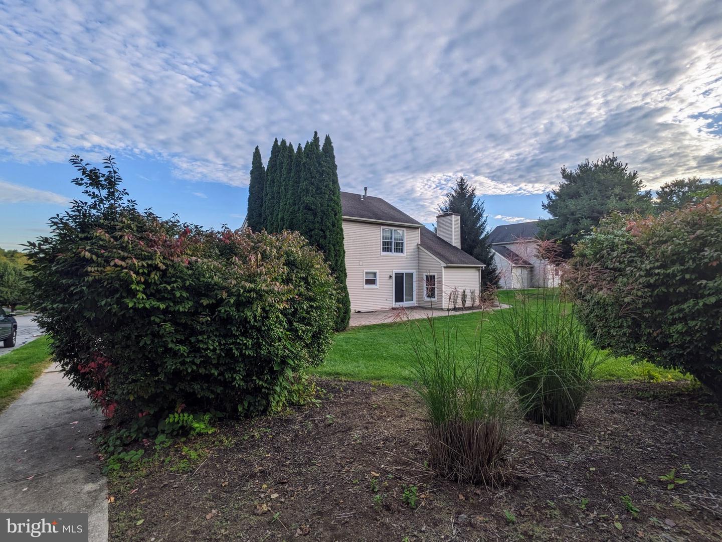 3223 Flatrock Dr — photo