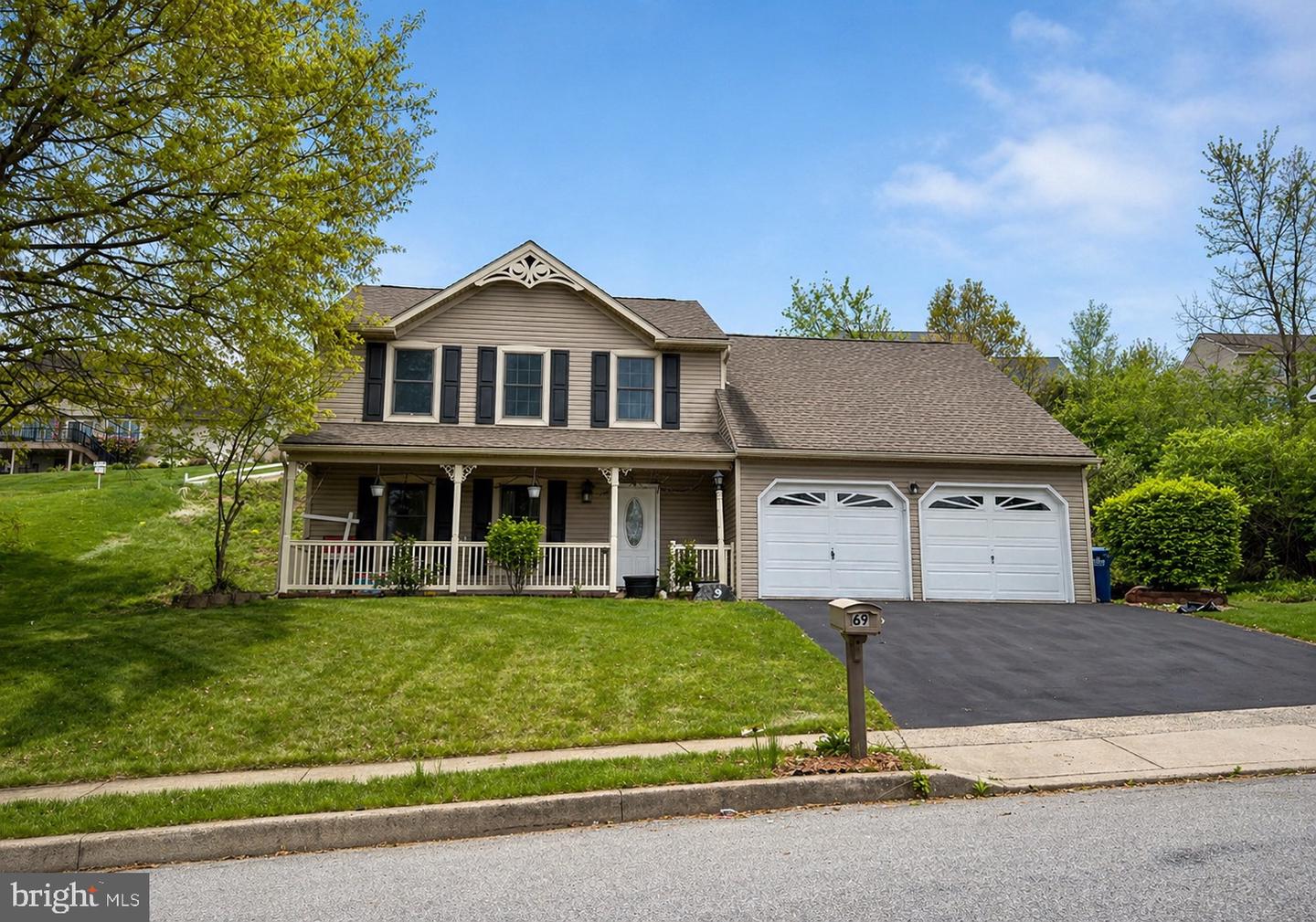 69 English Dr — photo