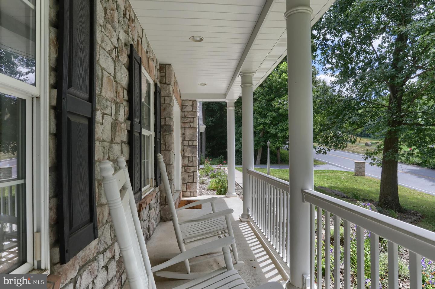 304 Iron Valley Dr — photo