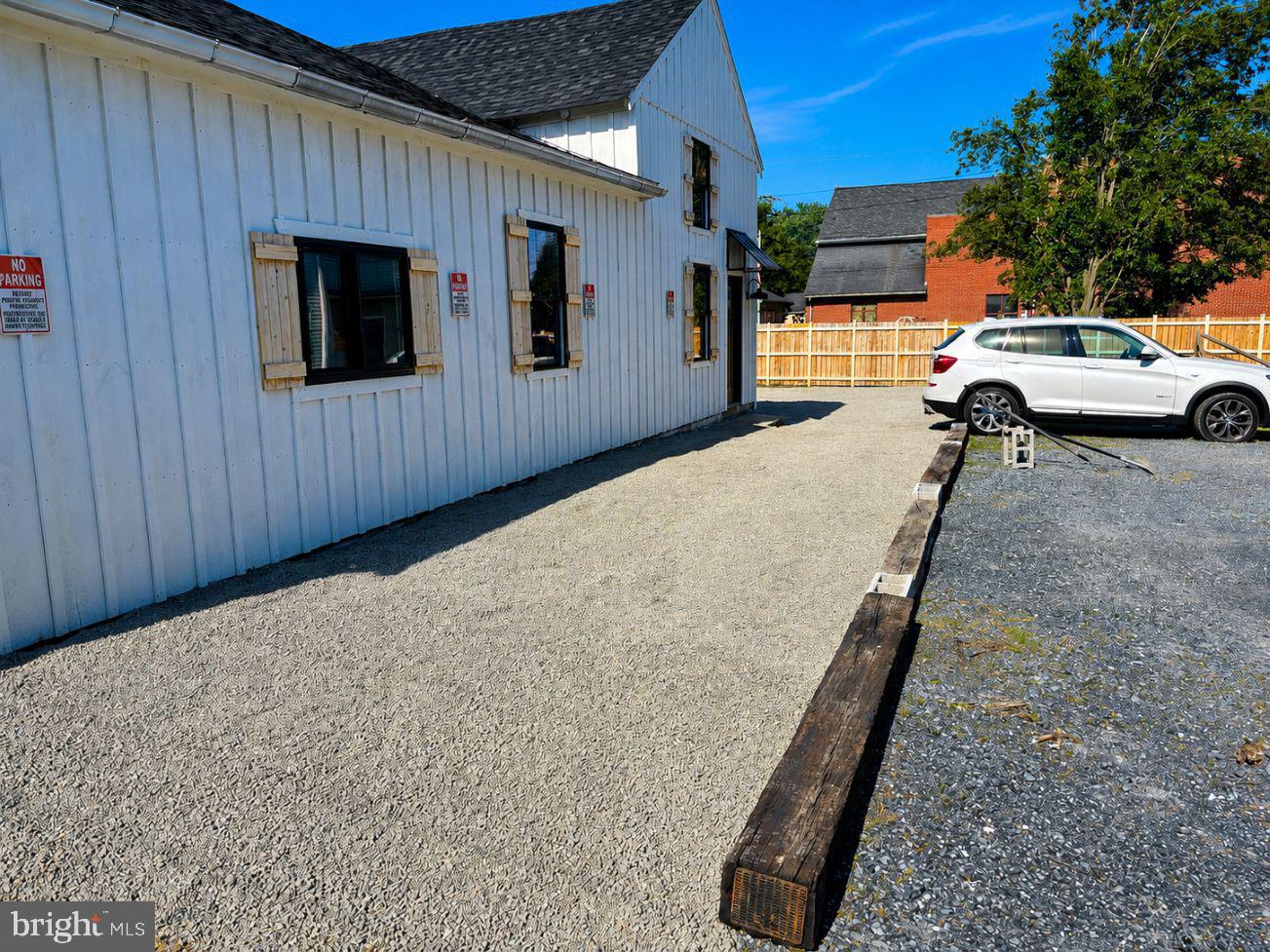 21 Rear E Maple, Cleona, PA 17042 — photo 2