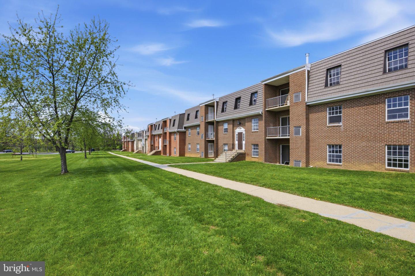1207 Heritage Dr #340 — photo