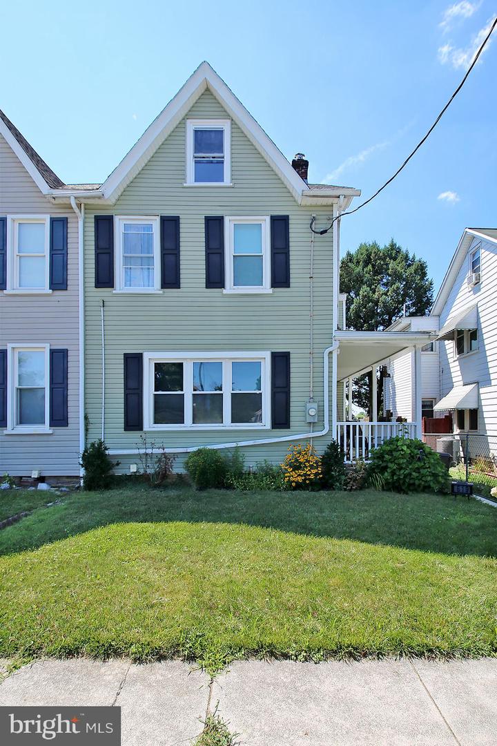 619 Noble St — photo