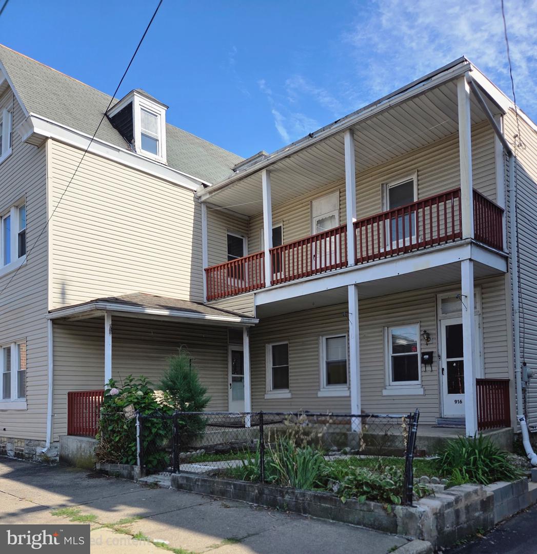 916 Mifflin Street — photo