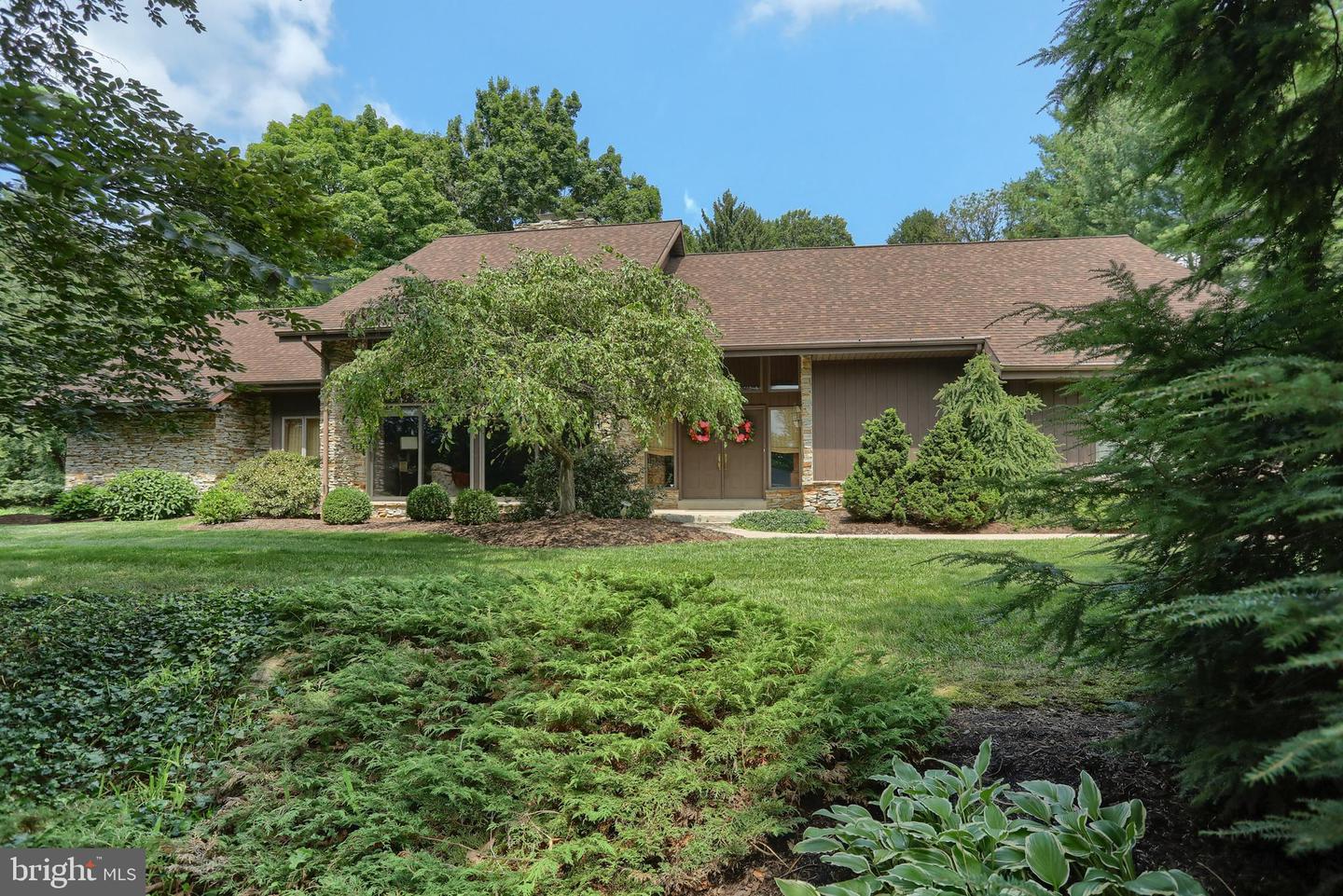 1801 Fieldcrest Road, Lebanon, PA 17042