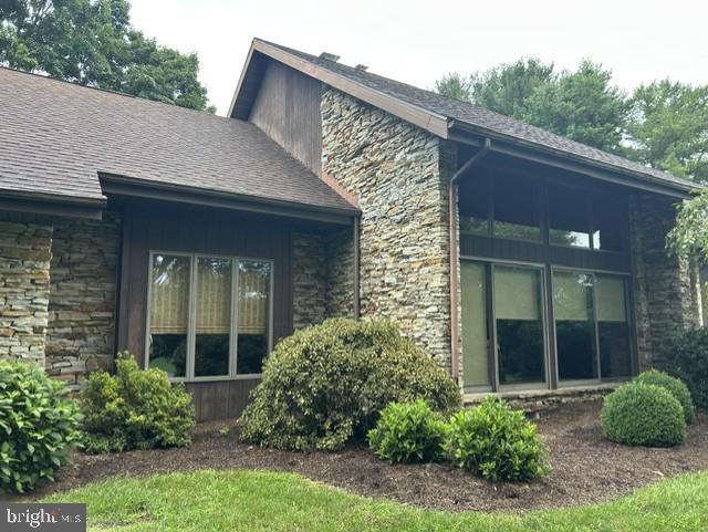 1801 Fieldcrest Road, Lebanon, PA 17042 — photo 2