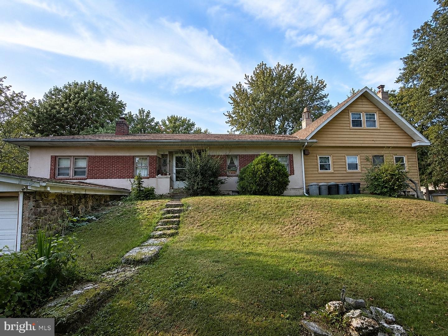 113 Lindbergh Dr — photo