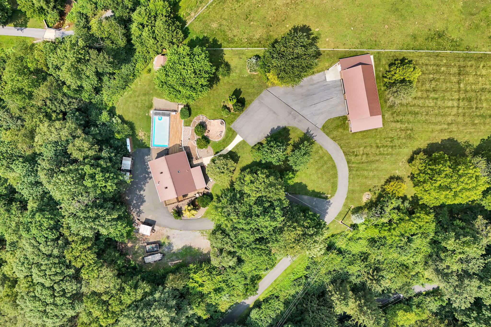 83 S Mountain Rd — photo