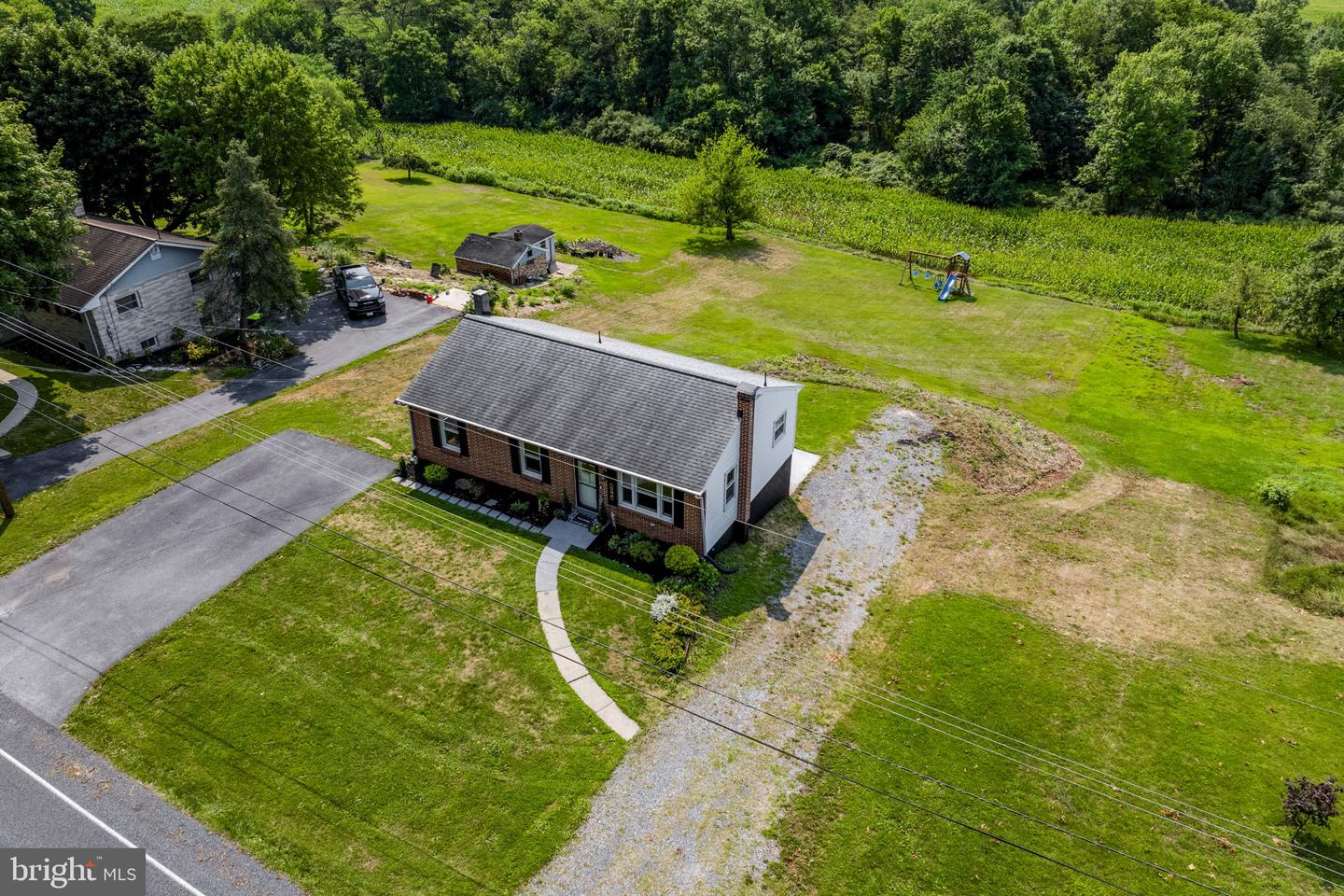 8064 Colebrook Rd — photo